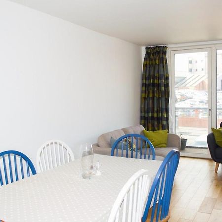 Modern Home By Leith Walk EDI Exterior photo