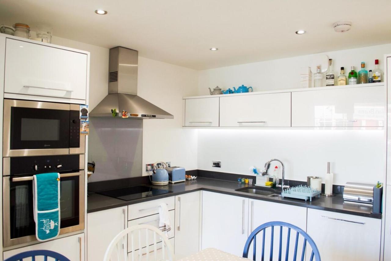 Modern Home By Leith Walk EDI Exterior photo
