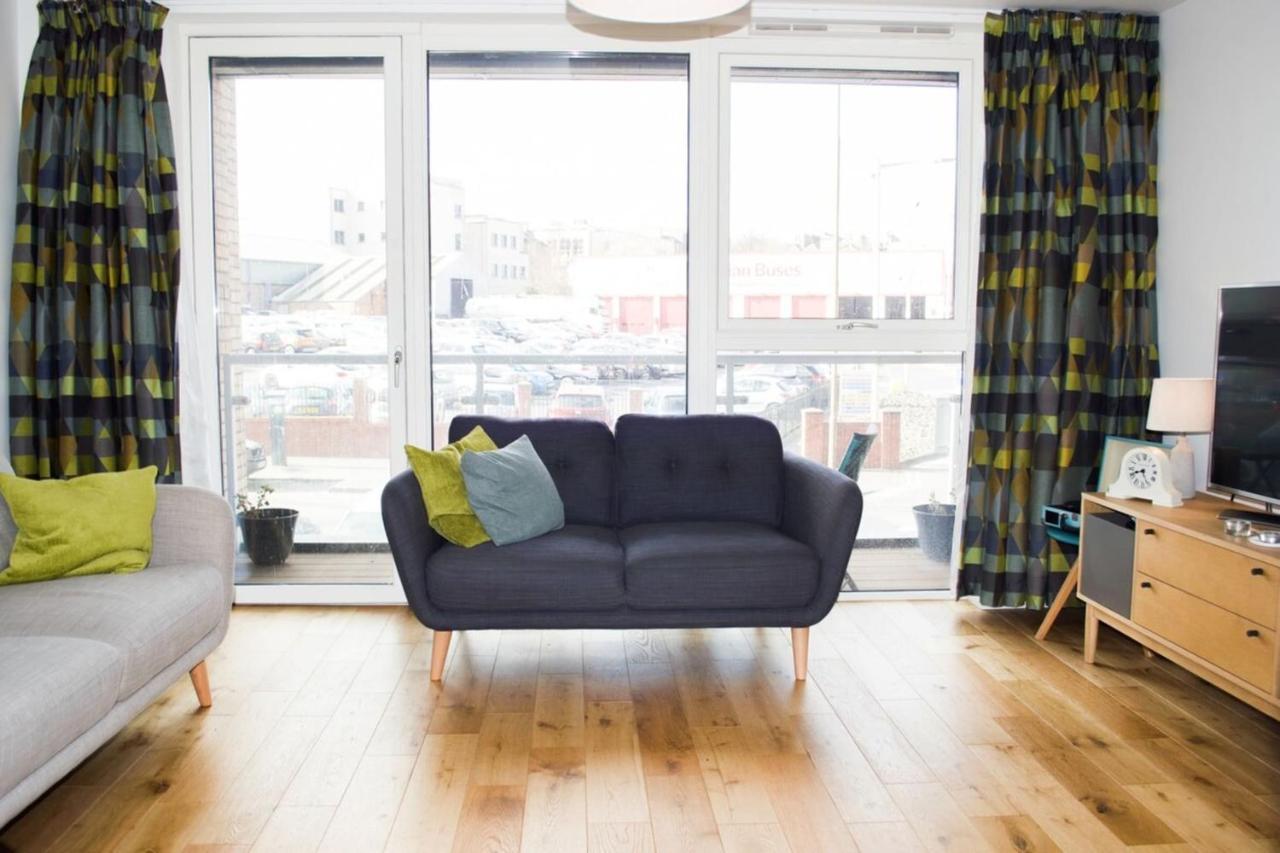 Modern Home By Leith Walk EDI Exterior photo