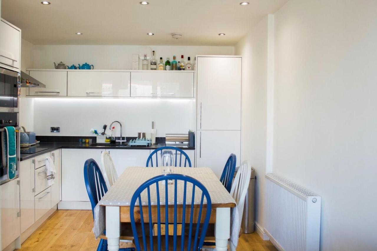 Modern Home By Leith Walk EDI Exterior photo